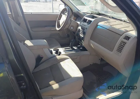 2009 Ford Escape Xlt z USA, uszkodzony, nr VIN 1FMCU03GX9KA85775